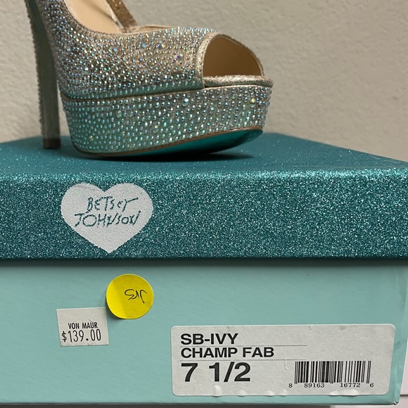 Betsy Johnson Champagne Something Blue Fab SB-Ivy - Picture 5 of 5